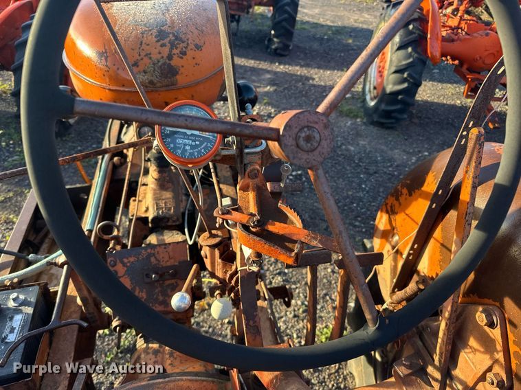 image for item EN2506 1940 Allis-Chalmers  WC tractor