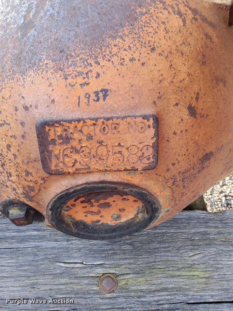 image for item EN2506 1940 Allis-Chalmers  WC tractor