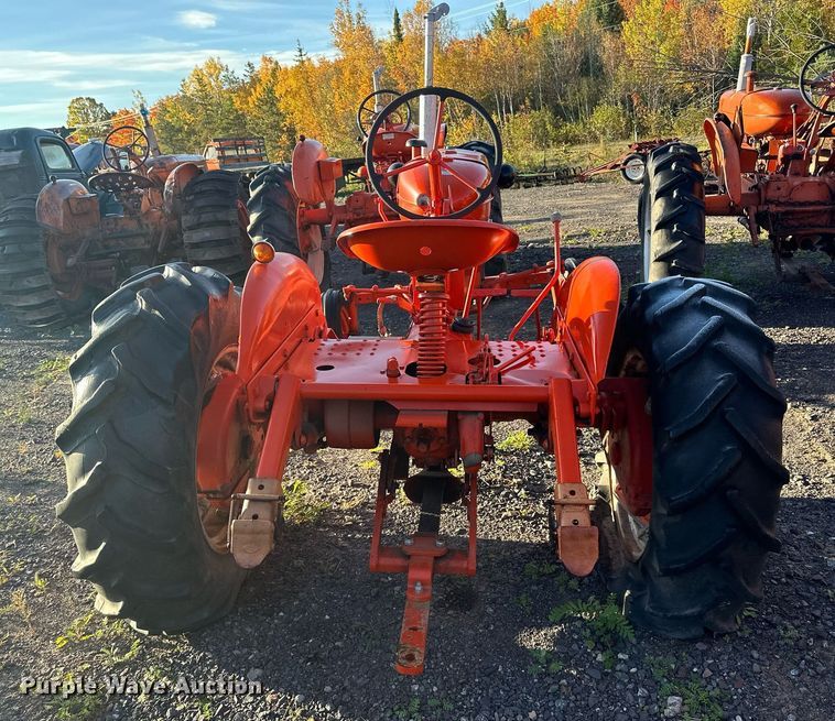 image for item EN2507 1956 Allis-Chalmers CA tractor
