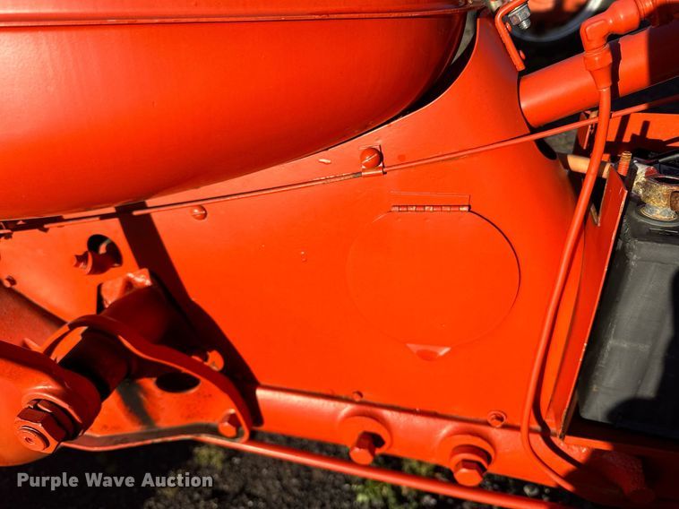 image for item EN2507 1956 Allis-Chalmers CA tractor