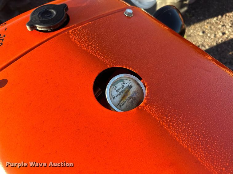 image for item EN2507 1956 Allis-Chalmers CA tractor