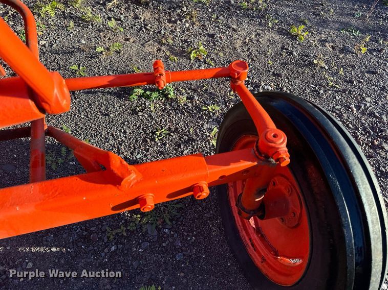 image for item EN2507 1956 Allis-Chalmers CA tractor