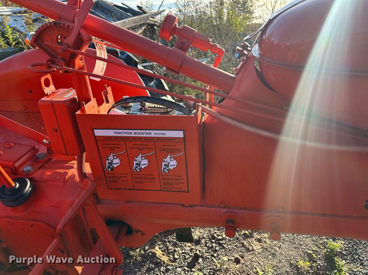 image for item EN2507 1956 Allis-Chalmers CA tractor