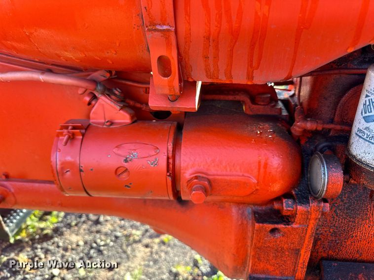 image for item EN2507 1956 Allis-Chalmers CA tractor