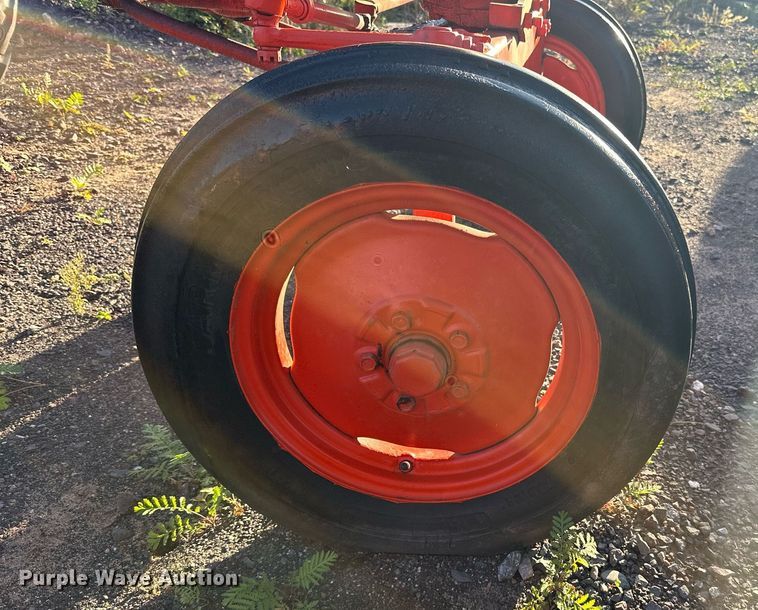 image for item EN2507 1956 Allis-Chalmers CA tractor
