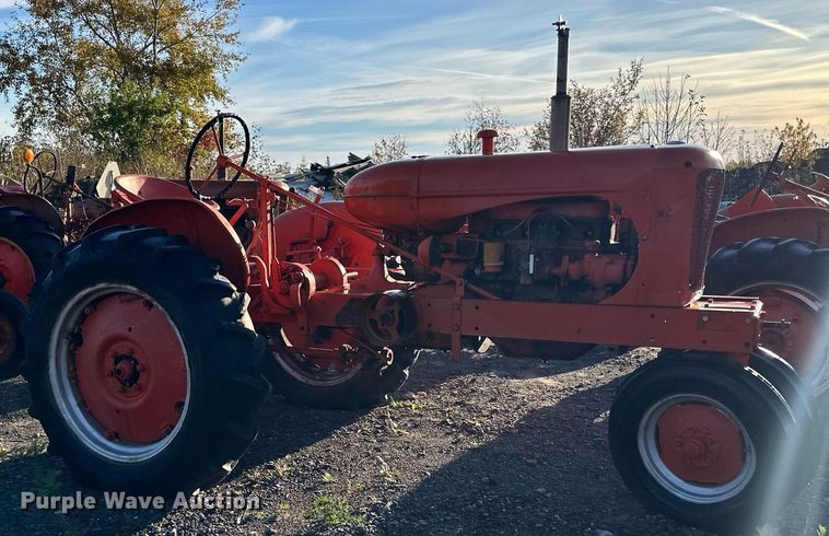 image for item EN2508 1942 Allis-Chalmers WC tractor