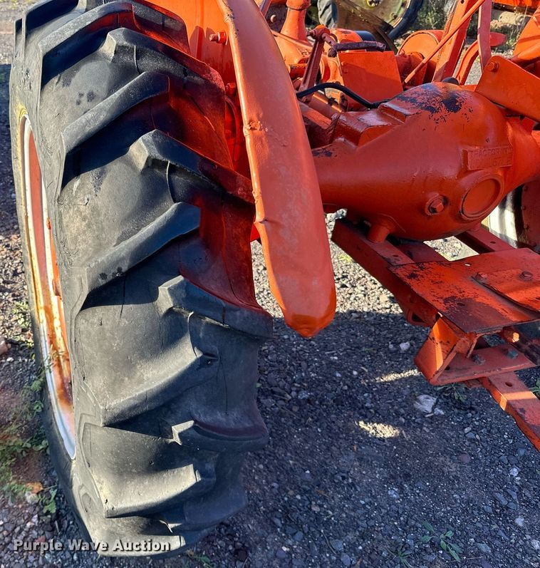 image for item EN2508 1942 Allis-Chalmers WC tractor