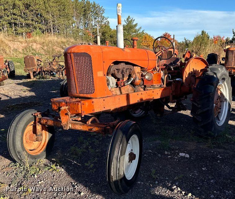 image for item EN2509 1952 Allis-Chalmers WD tractor