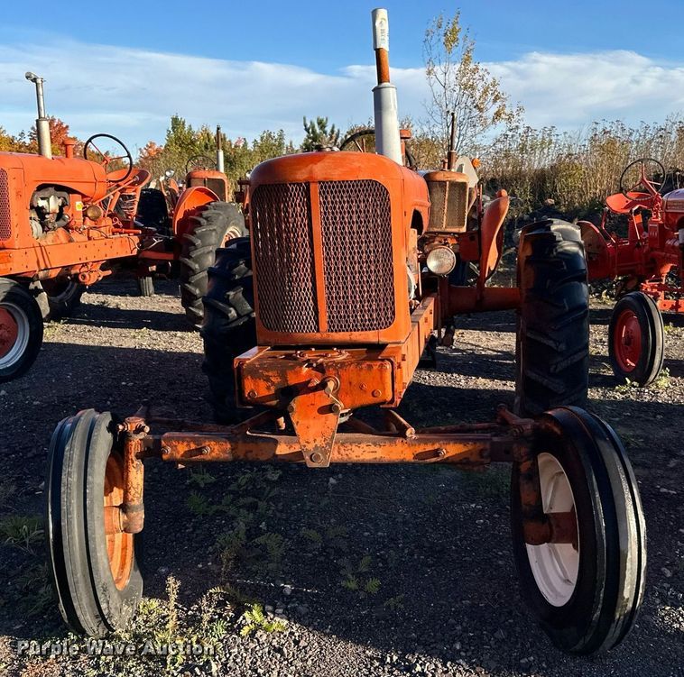image for item EN2509 1952 Allis-Chalmers WD tractor