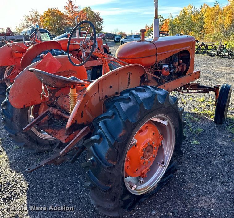 image for item EN2509 1952 Allis-Chalmers WD tractor