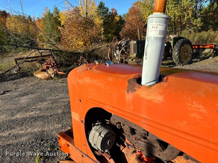 image for item EN2509 1952 Allis-Chalmers WD tractor