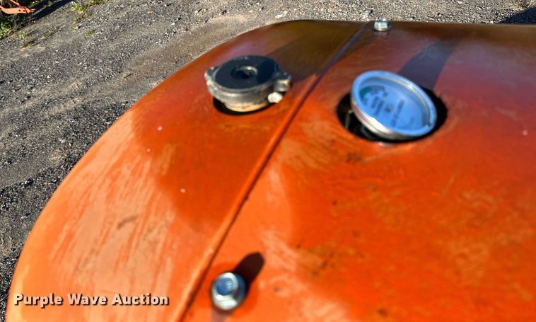 image for item EN2509 1952 Allis-Chalmers WD tractor