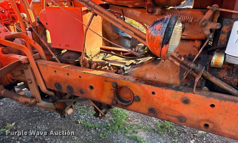 image for item EN2509 1952 Allis-Chalmers WD tractor