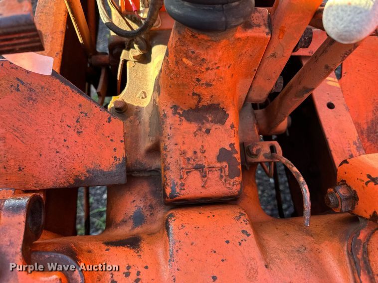 image for item EN2509 1952 Allis-Chalmers WD tractor