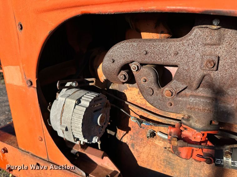 image for item EN2509 1952 Allis-Chalmers WD tractor