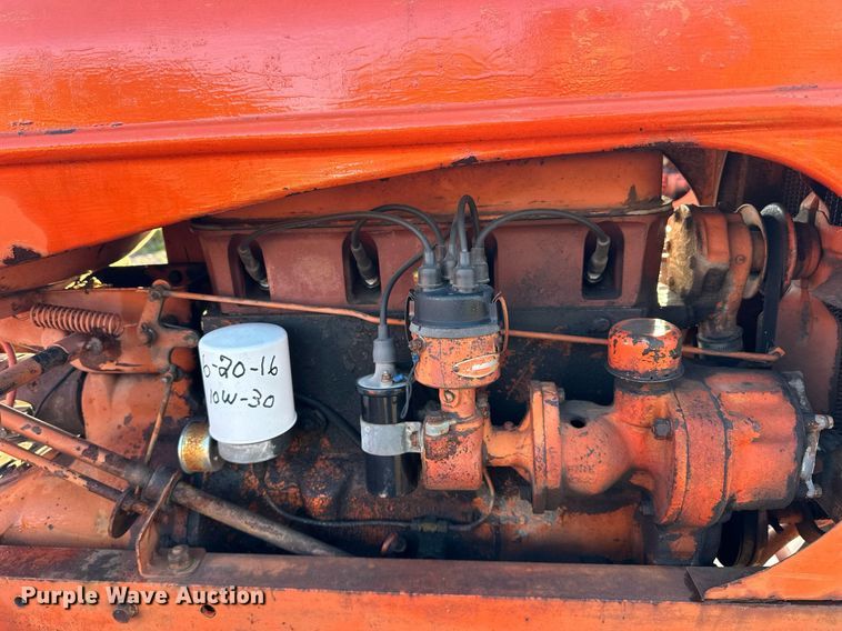 image for item EN2509 1952 Allis-Chalmers WD tractor