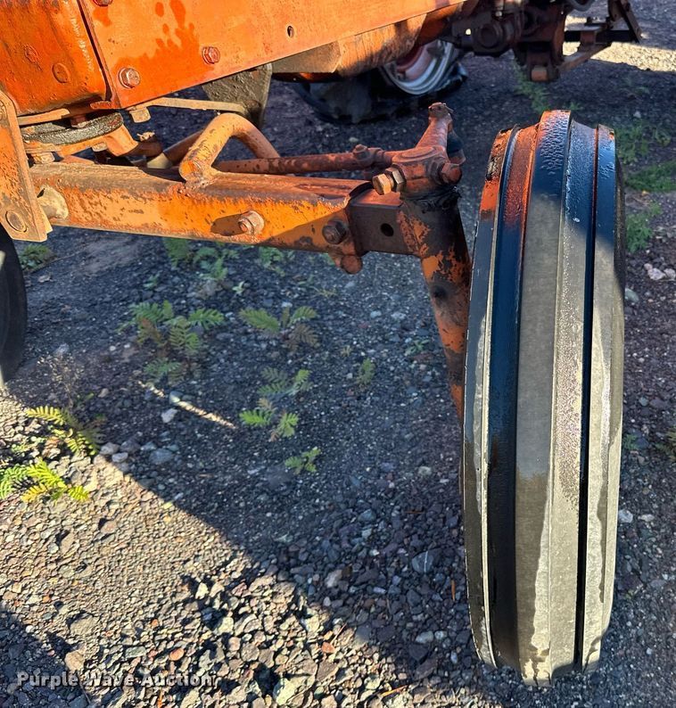 image for item EN2509 1952 Allis-Chalmers WD tractor