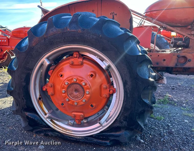 image for item EN2509 1952 Allis-Chalmers WD tractor