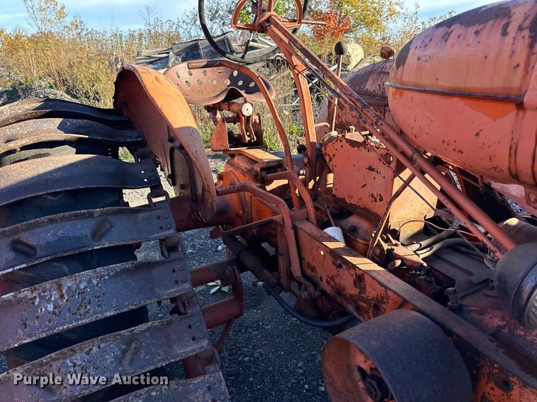 image for item EN2511 1948 Allis chalmers  WD tractor