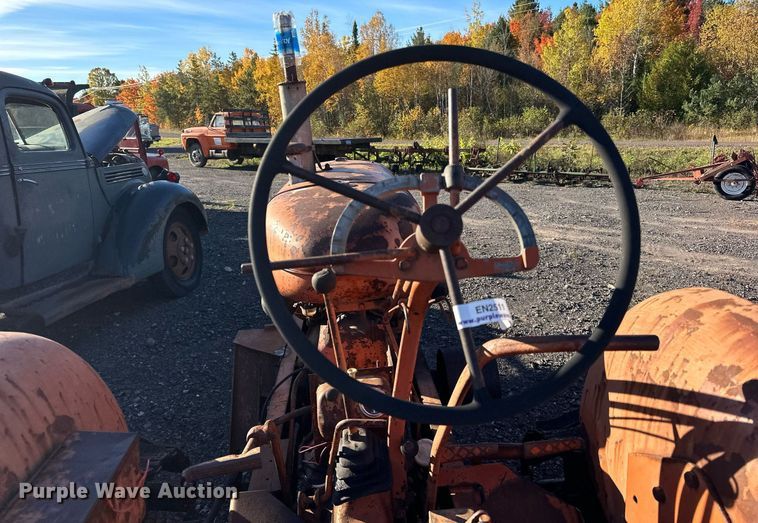 image for item EN2511 1948 Allis chalmers  WD tractor