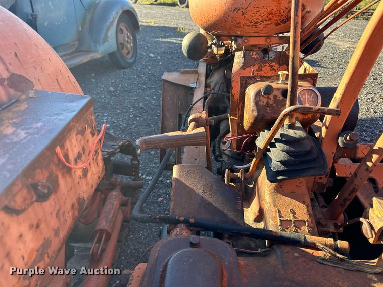 image for item EN2511 1948 Allis chalmers  WD tractor