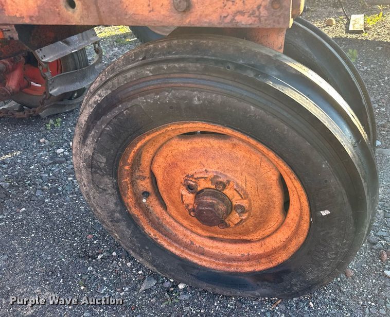 image for item EN2511 1948 Allis chalmers  WD tractor