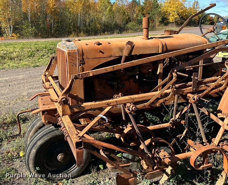 image for item EN2520 1934 Allis-Chalmers WC cultivator tractor