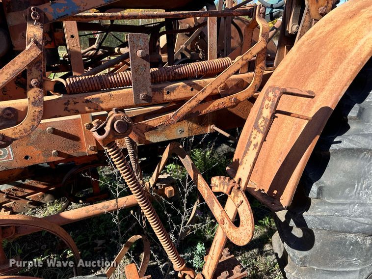 image for item EN2520 1934 Allis-Chalmers WC cultivator tractor