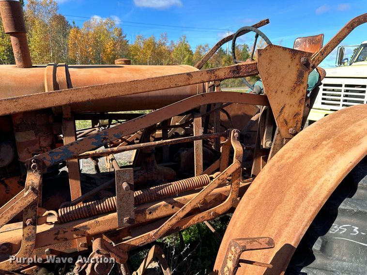 image for item EN2520 1934 Allis-Chalmers WC cultivator tractor