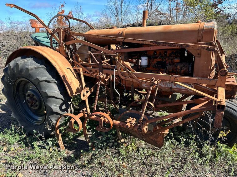 image for item EN2520 1934 Allis-Chalmers WC cultivator tractor