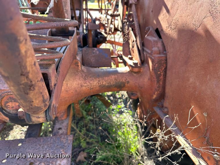 image for item EN2520 1934 Allis-Chalmers WC cultivator tractor
