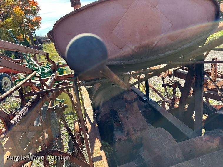 image for item EN2520 1934 Allis-Chalmers WC cultivator tractor