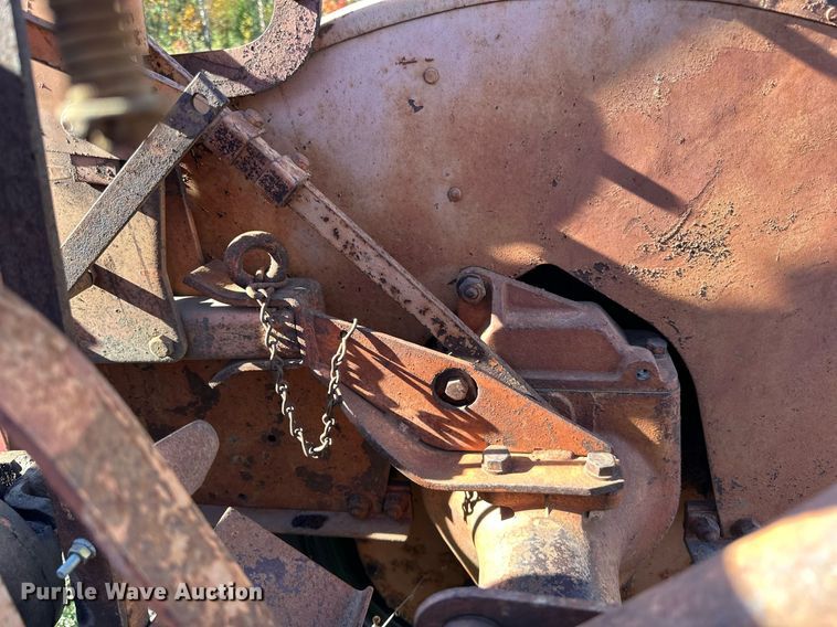 image for item EN2520 1934 Allis-Chalmers WC cultivator tractor