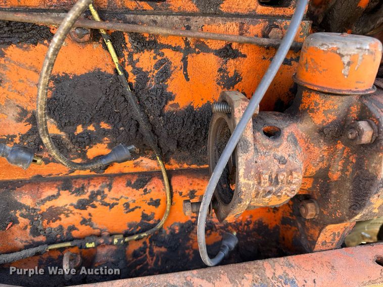 image for item EN2520 1934 Allis-Chalmers WC cultivator tractor