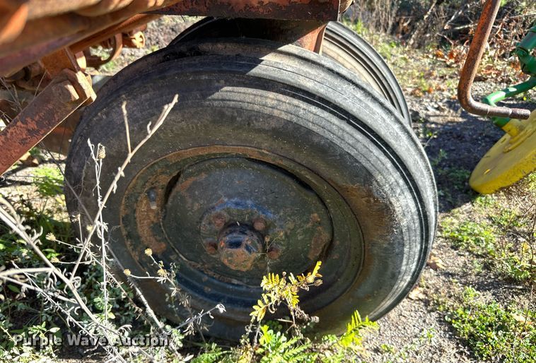 image for item EN2520 1934 Allis-Chalmers WC cultivator tractor