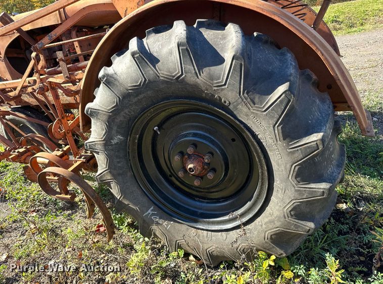 image for item EN2520 1934 Allis-Chalmers WC cultivator tractor