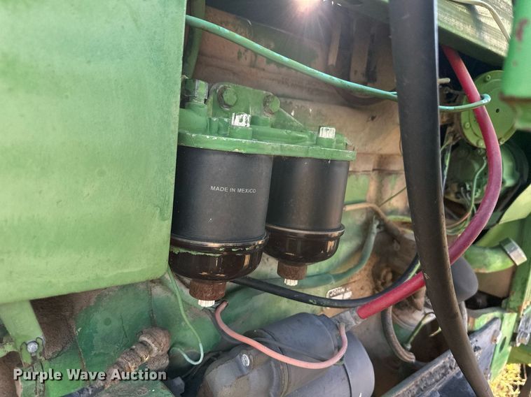 image for item ER8121 John Deere 2020 tractor