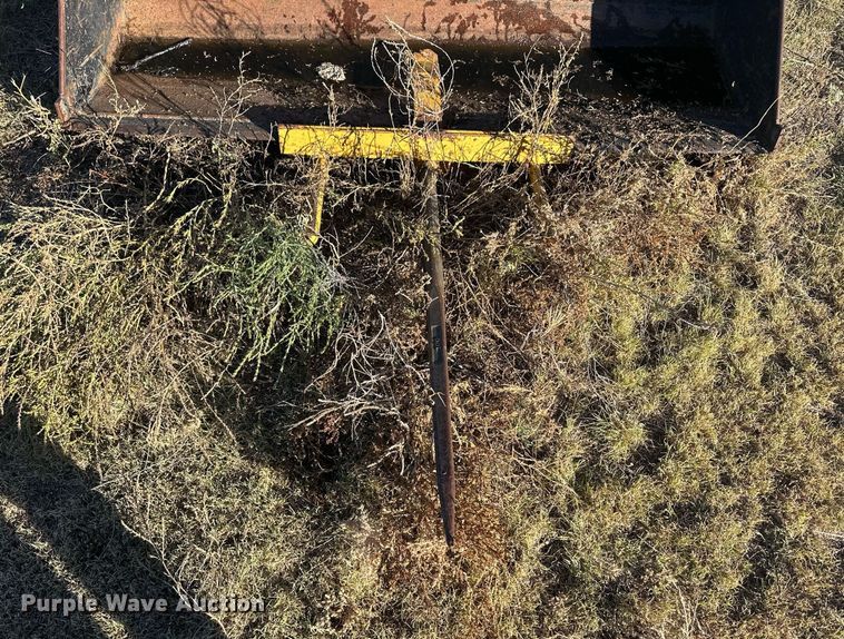 image for item ER8121 John Deere 2020 tractor