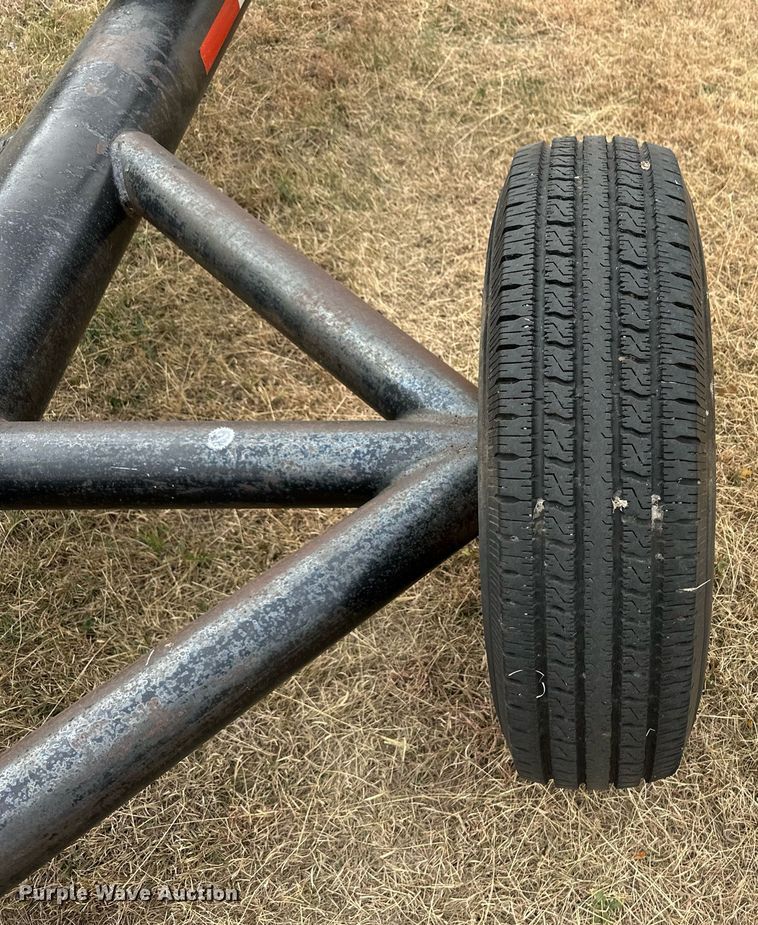 image for item ER8142 KW&F hay bale trailer