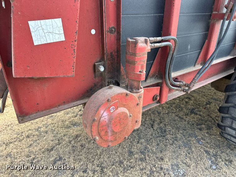 image for item ER8143 Spread-All TR22T manure spreader