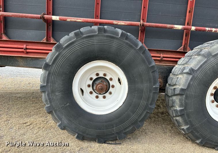 image for item ER8143 Spread-All TR22T manure spreader