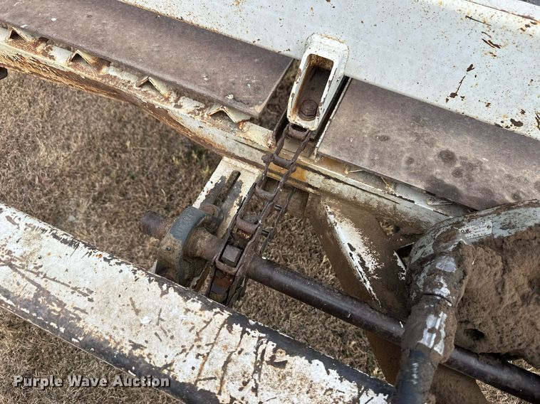 image for item ER8144 Bale feeder