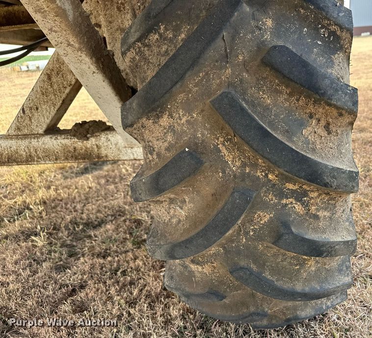 image for item ER8144 Bale feeder