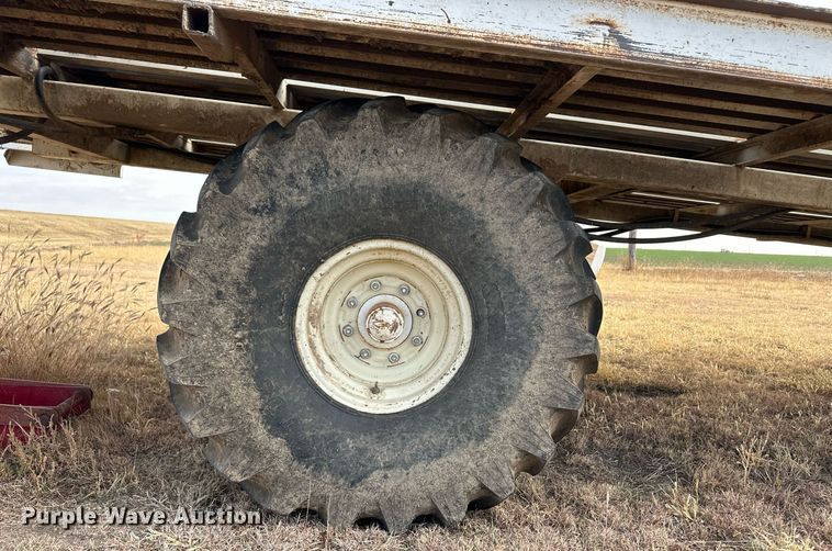 image for item ER8144 Bale feeder