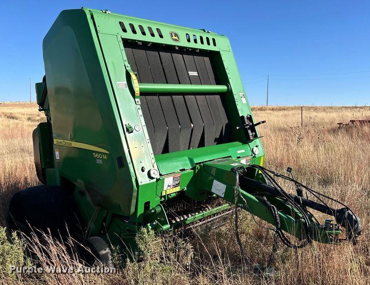 image for item ER8162 2018 John Deere 560M round baler