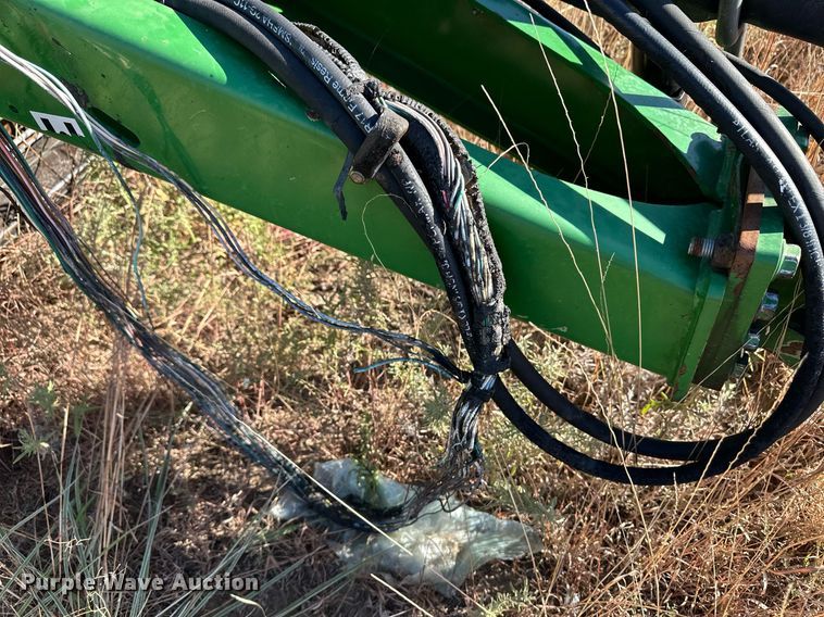 image for item ER8162 2018 John Deere 560M round baler