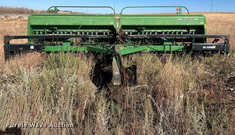 image for item ER8164 John Deere 750 grain drill