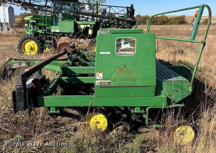 image for item ER8164 John Deere 750 grain drill