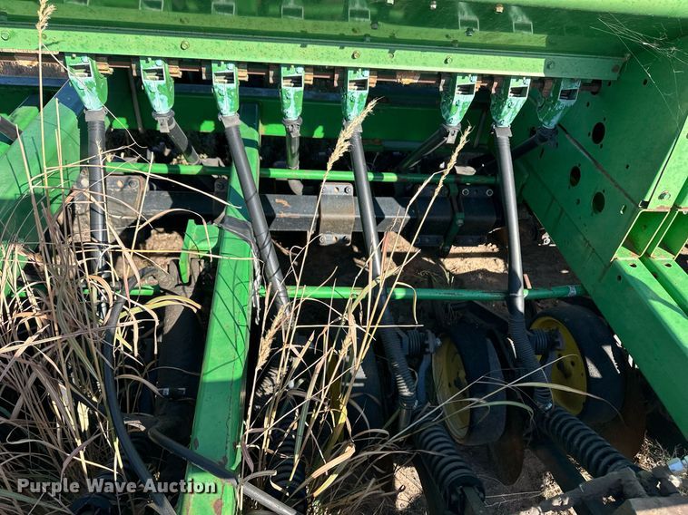 image for item ER8164 John Deere 750 grain drill