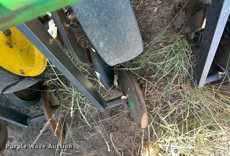 image for item ER8164 John Deere 750 grain drill